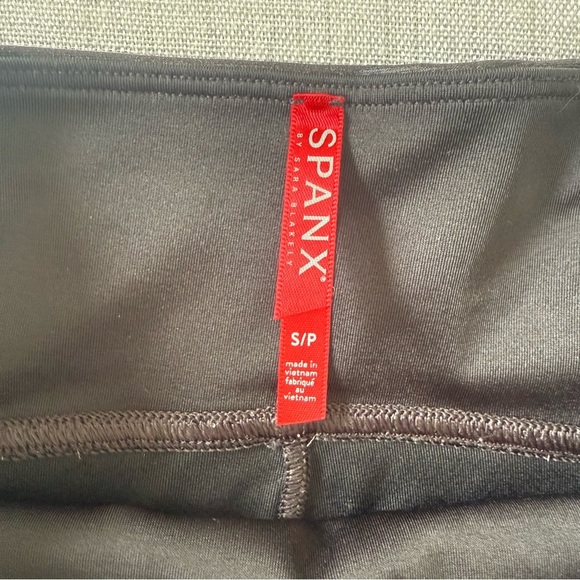 SPANX Black Faux Leather Leggings. Fall Winter Casual Tommy Control Neutral Sz S - Picture 4 of 8